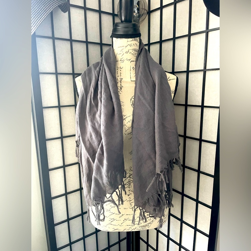 Light, Gray, square-shaped Scarf